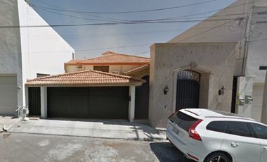 Casa de 4 recámaras cerca del club campestre de Monterrey