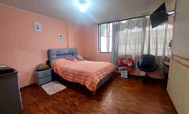 Venta de casa, sector San Luis, Valle de los Chillos