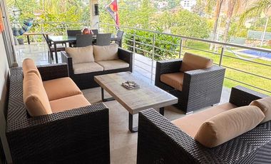 CASA EN VENTA EN LAS CAÑADAS