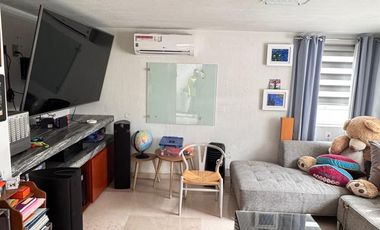 CASA EN VENTA EN LAS CAÑADAS