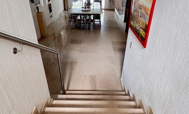 CASA EN VENTA EN LAS CAÑADAS