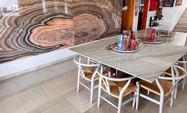 CASA EN VENTA EN LAS CAÑADAS