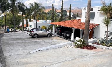 CASA EN VENTA EN LAS CAÑADAS