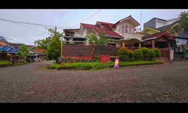 Di jual rumah di komplek perumahan balikpapan baru Mediterania