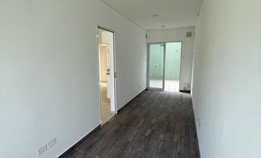 Venta de casa en el centro de  Villa Constitucion