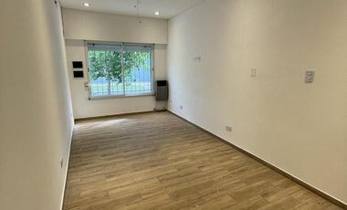 Venta de casa en el centro de  Villa Constitucion