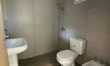 Venta de casa en el centro de  Villa Constitucion