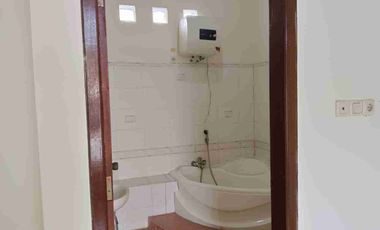 DIJUAL/DISEWAKAN RUMAH DENGAN TANAH LUAS SEMARANG