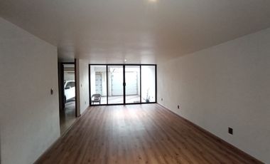 CASA EN VENTA EN LA 49 PONIENTE