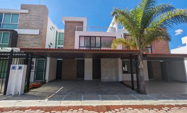 Casa en Venta en Morillotla – Privada Exclusiva