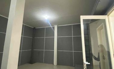 Town House Disewakan