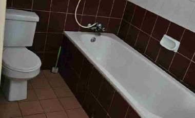 Disewakan Rumah Taman Grisenda Pik uk 9x20m