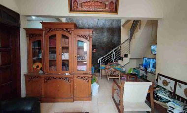 Rumah Plus Toko Tepi Jln Ramai Dekat Transmart Pabelan