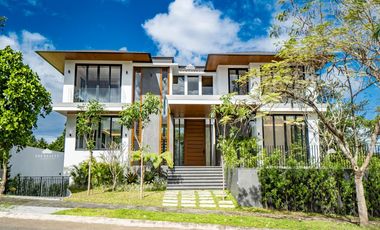 Santierra Nuvali 5BR House and Lot for Sale in Laguna City