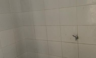 DISEWAKAN RUKO ATAU BANGUNAN DI PINGGIR JALAN RAYA KARAWACI TANGERANG