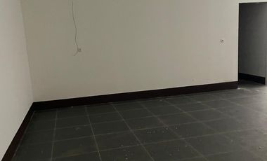 DISEWAKAN RUKO ATAU BANGUNAN DI PINGGIR JALAN RAYA KARAWACI TANGERANG