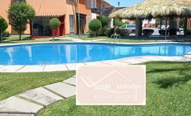 Casa en zona sur con alberca, palapa y vigilancia