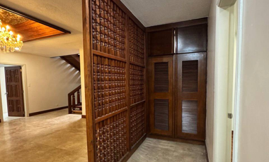 6BR house for lease in Valle Verde 3, Pasig