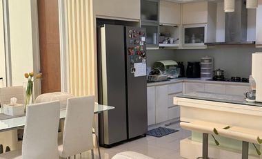 Rumah 2 Lantai Minimalis Strategis di Setramurni Bandung