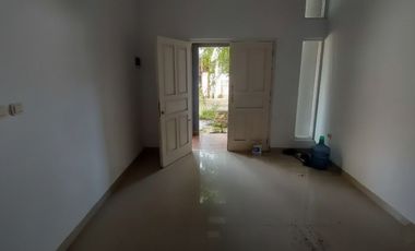 Jual Take Over Rmh HOOK 98JT sisa 10 THN LG di Perum Depok Country