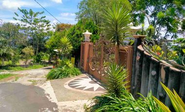 villa cantik bandungan semarang