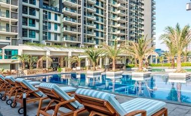 MANILA BAY VIEW STUDIO W/ BALCONY @ LA VERTI RESIDENCES | SEMI FURNISHED | NEAR MOA, MAKATI & DLSU | READY MOVE-IN