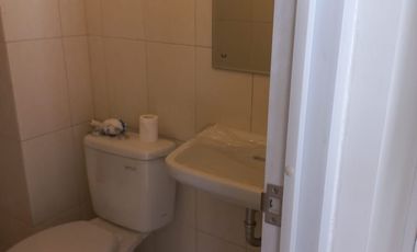 Jual Apartemen The Springlake Summarecon Bekasi, Type 2BR Siap Huni, Lantai Rendah View Lake