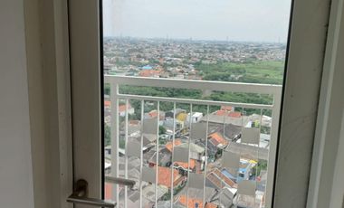 Jual Apartemen The Springlake Summarecon Bekasi, Type 2BR Siap Huni, Lantai Rendah View Lake