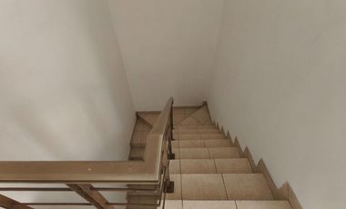 JARANG ADA ..rumah sebelah taman di Taman Semanan Indah, luas 120 meter2