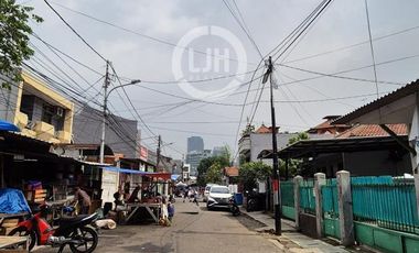 Rumah Cocok Untuk Usaha di Kwitang, Senen, Jakarta Pusat