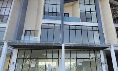 Ruko New East 3lt 6x17 102m JGC Jakarta Garden City