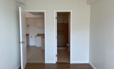 R485 East Bay Residences 2BR with Balcony Unit for Sale