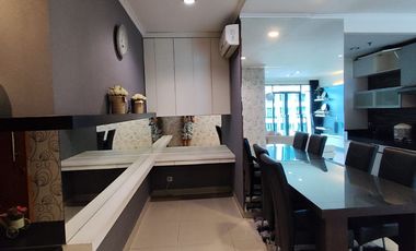 Sewa Apartemen Hampton Park Dekat JIS Jakarta Selatan