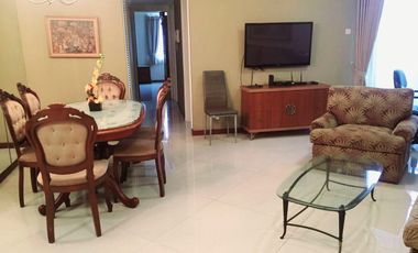 Sewa Apartemen Sudirman Tower Condominum 3+1 BR Fully Furnished Dekat Setiabudi, Sudirman, Kuningan dan Semanggi