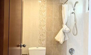 Sewa Apartemen Sudirman Tower Condominum 3+1 BR Fully Furnished Dekat Setiabudi, Sudirman, Kuningan dan Semanggi