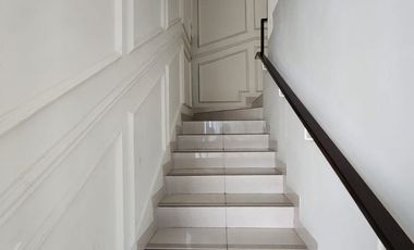 Cluster Premium! Jual dan Sewa Rumah Maison De Wisteria Full Furnished, Tinggal Bawa Koper Plus Attic Mewah, Di Metland Menteng 028