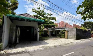 Rumah kolonial Luas Tepi jalan Raya Pandeyan Umbulharjo kodya