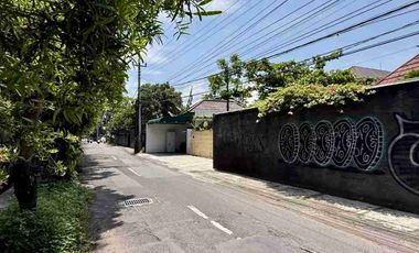 Rumah kolonial Luas Tepi jalan Raya Pandeyan Umbulharjo kodya