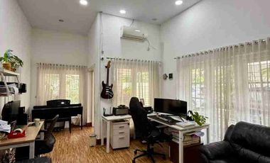 Rumah kolonial Luas Tepi jalan Raya Pandeyan Umbulharjo kodya