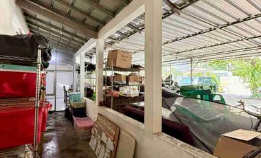 Rumah kolonial Luas Tepi jalan Raya Pandeyan Umbulharjo kodya