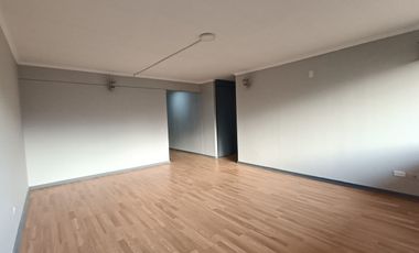 Arriendo departamento remodelado 3 dormitorios ubicado en sector chorillos de Viña del mar.