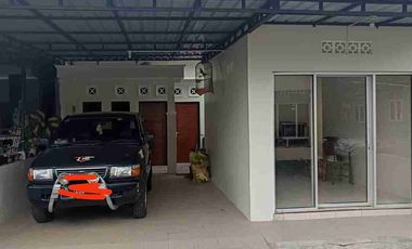 rumah kontrakan 2 kamar, ada ruang usaha, dekat pasar godean