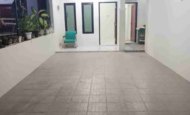 rumah kontrakan 2 kamar, ada ruang usaha, dekat pasar godean