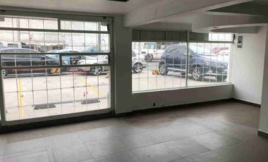 RENTO LOCAL en Av. principal con usó de sueño comercial  263m² en planta baja