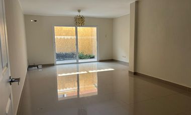 CASA EN ALQUILER EN LA URBANIZACIÓN  VIA CIRCUNVACACIÓN - MANTA