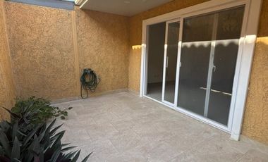 CASA EN ALQUILER EN LA URBANIZACIÓN  VIA CIRCUNVACACIÓN - MANTA