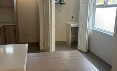 CASA EN ALQUILER EN LA URBANIZACIÓN  VIA CIRCUNVACACIÓN - MANTA