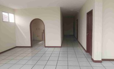 Ciudadela Guayaquil,  alquiler departamento 4 dormitorios y garaje