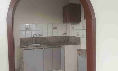 Ciudadela Guayaquil,  alquiler departamento 4 dormitorios y garaje