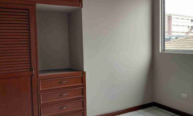 Ciudadela Guayaquil,  alquiler departamento 4 dormitorios y garaje